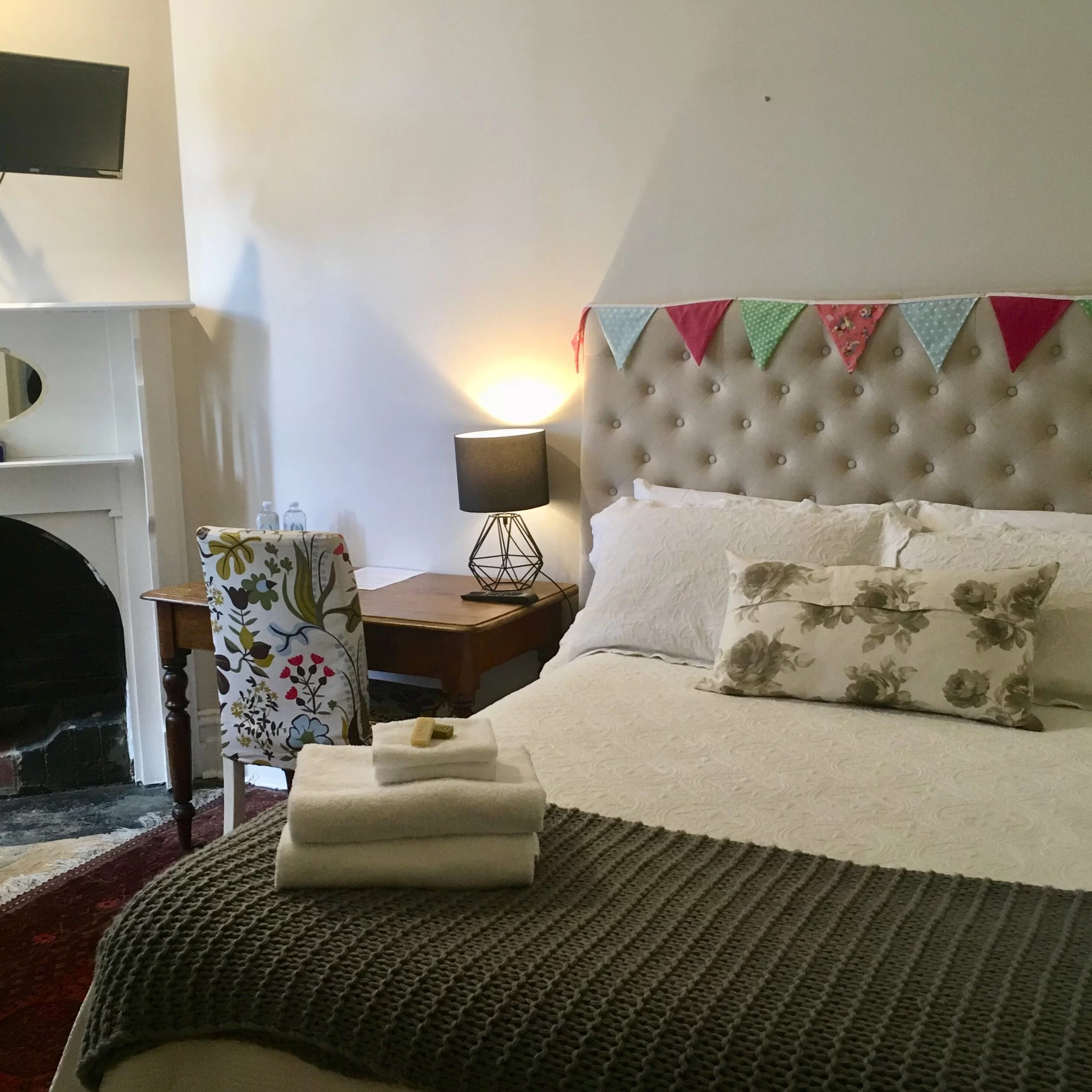 Alexandra Hotel - Image 3